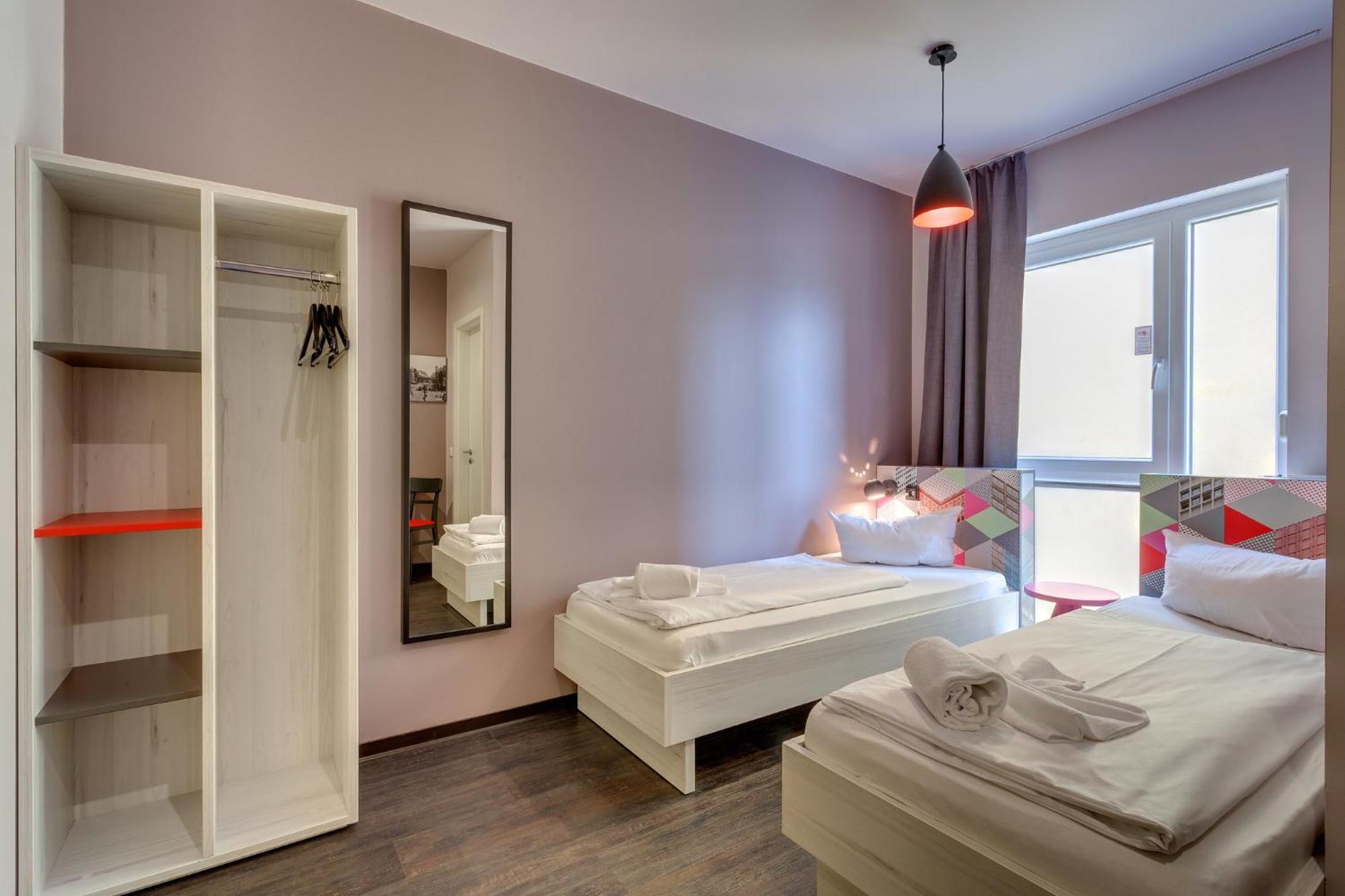 Meininger Hotel Berlin Alexanderplatz מראה חיצוני תמונה